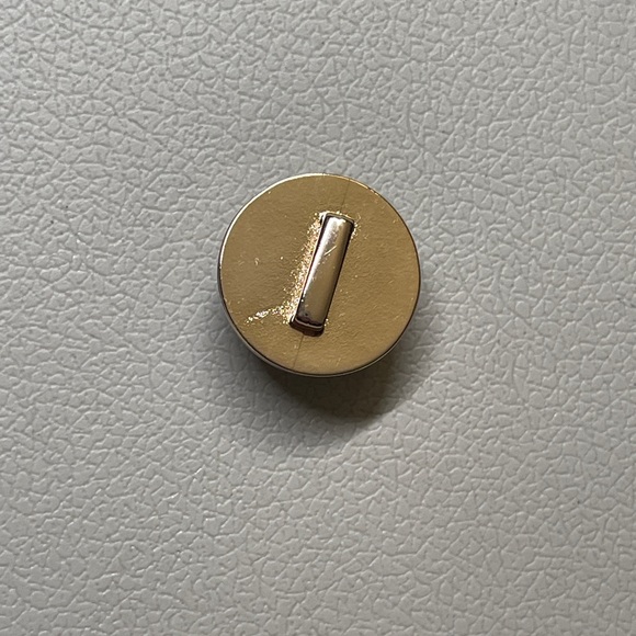 Authentic Chanel charm pearl gold - Picture 4 of 6